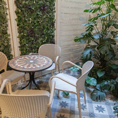 Flh Lapa Design Apartment With Terrace Lisbona Esterno foto