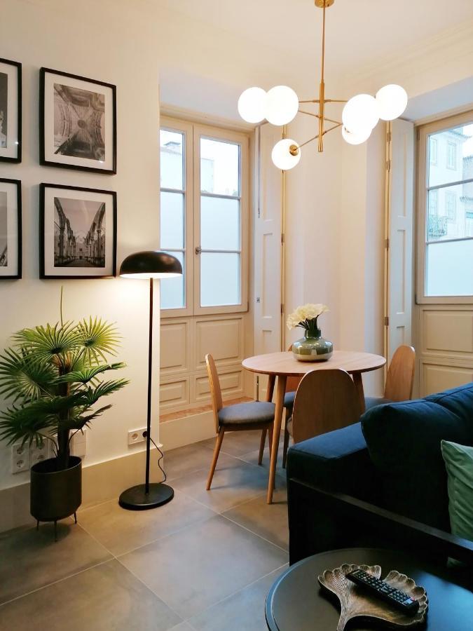 Flh Lapa Design Apartment With Terrace Lisbona Esterno foto