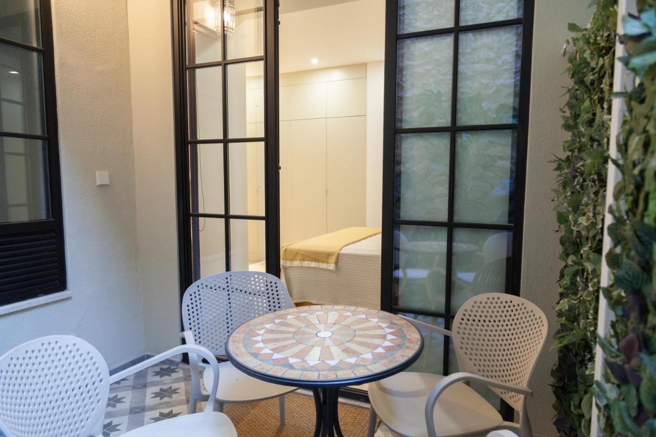 Flh Lapa Design Apartment With Terrace Lisbona Esterno foto
