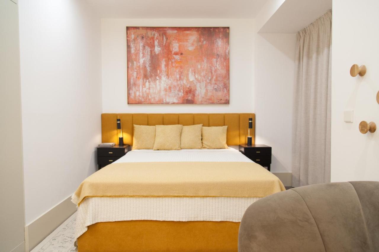 Flh Lapa Design Apartment With Terrace Lisbona Esterno foto